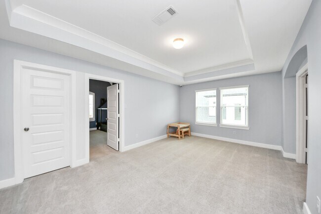 Building Photo - 23918 Primrose Gdn Rd