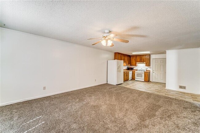 Building Photo - 4355 E Paulding Dr