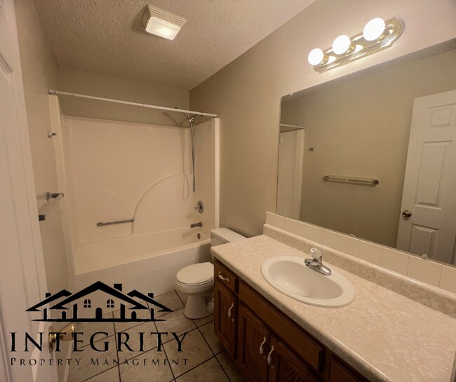 Building Photo - 19790 Stirrup Ln