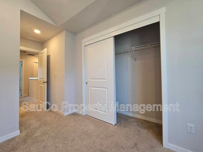Building Photo - 16063 NW Pristine Ln