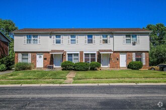 Building Photo - St Charles Townhomes