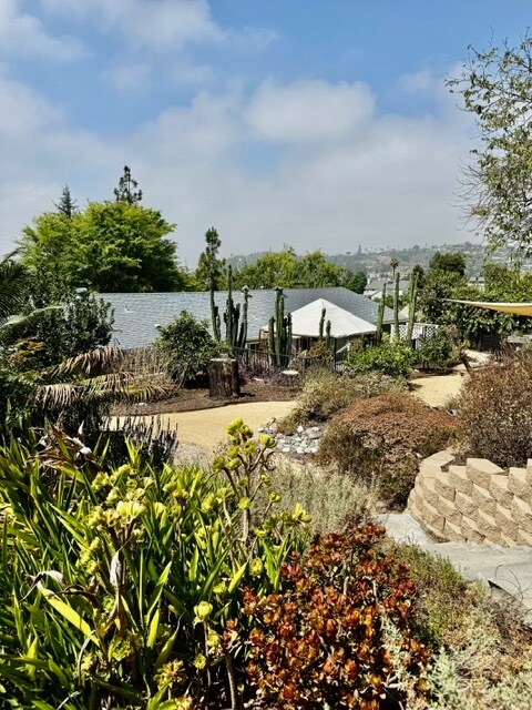 Building Photo - 4461 Scenic Ln