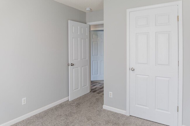 Building Photo - 955 Winesap Rd