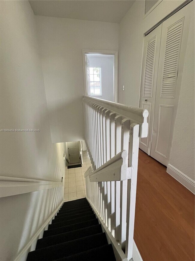 Building Photo - 751 SW 148th Ave