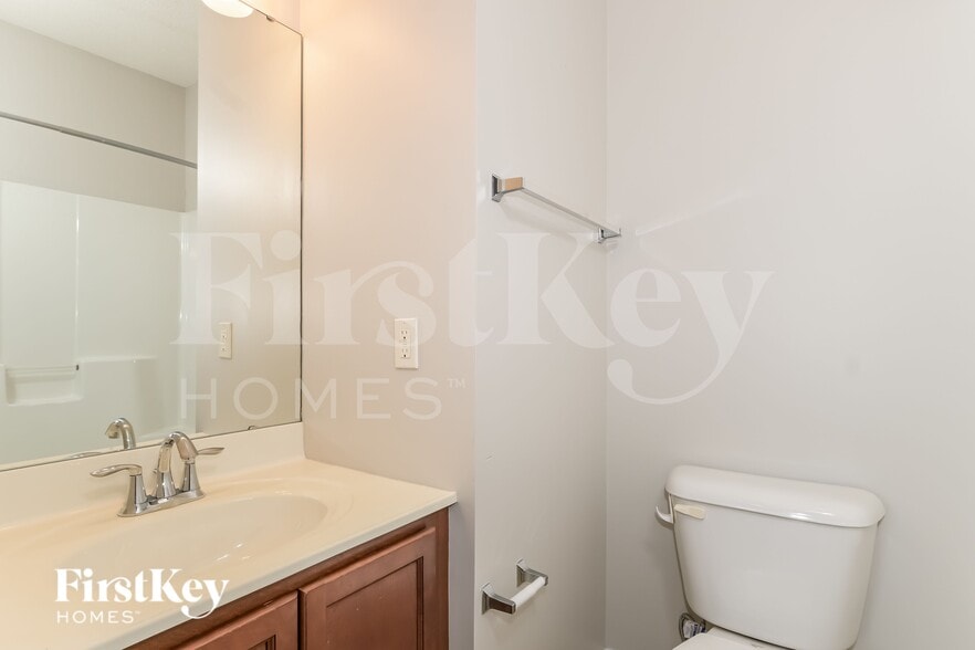 Building Photo - 3455 Hiram St