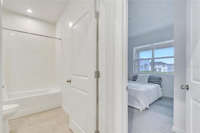 Building Photo - 1098 Boardwalk Pl
