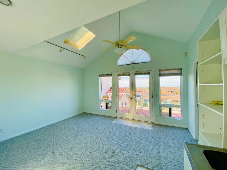 Building Photo - 2995 Calle Gaucho