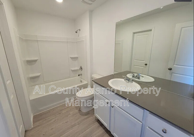 Building Photo - 8526 Astral Pl