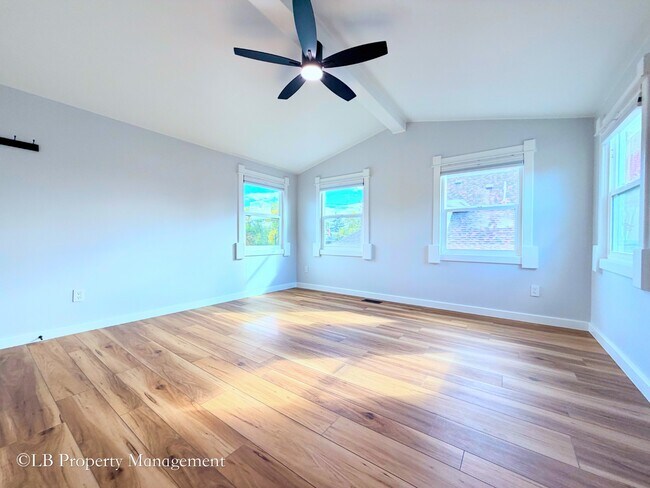 Building Photo - 1107 N Downing St