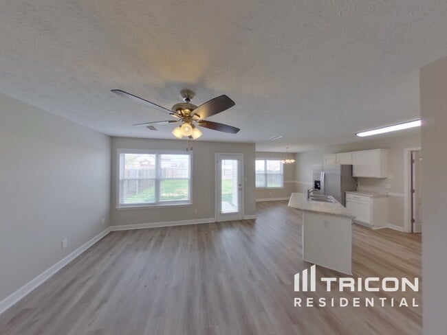 Building Photo - 1436 Beaconcrest Cir