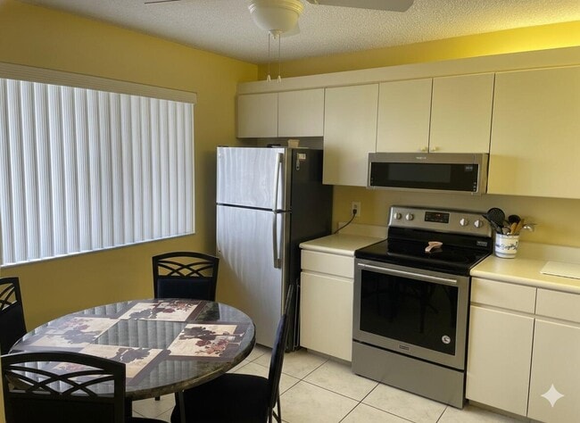 Building Photo - 6698 10th Ave N