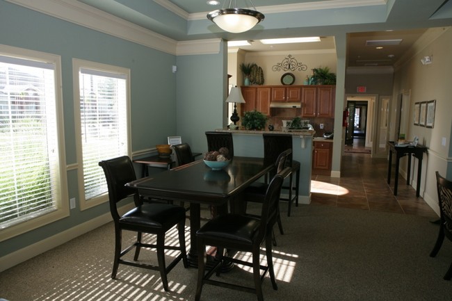 Interior Photo - Glenwood Trails