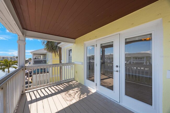 Building Photo - 5092 Beach Dr SE