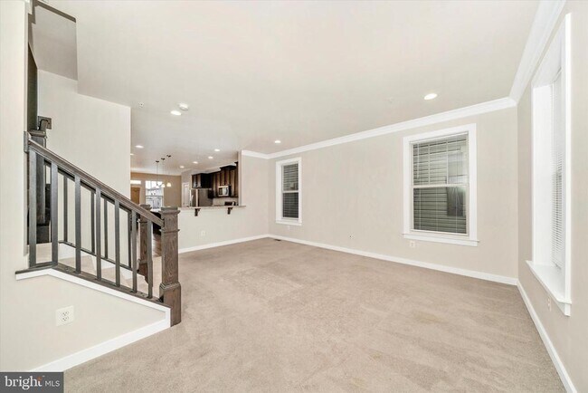 Building Photo - 3635 Stone Barn Dr