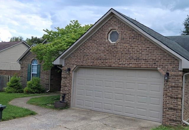 Building Photo - 213 Copperfield Ln