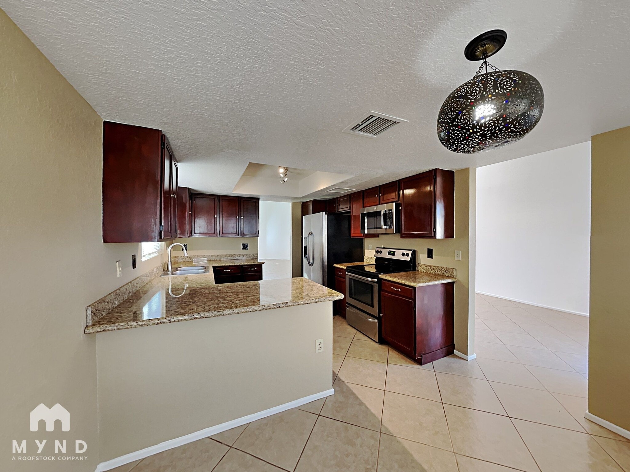 Building Photo - 10037 E Stella Rd