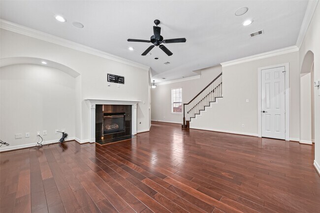 Building Photo - 13318 Olive Trail