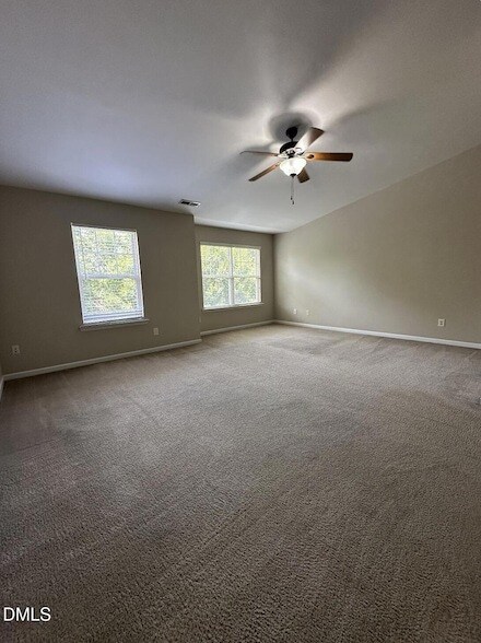Building Photo - 2210 Valley Edge Dr