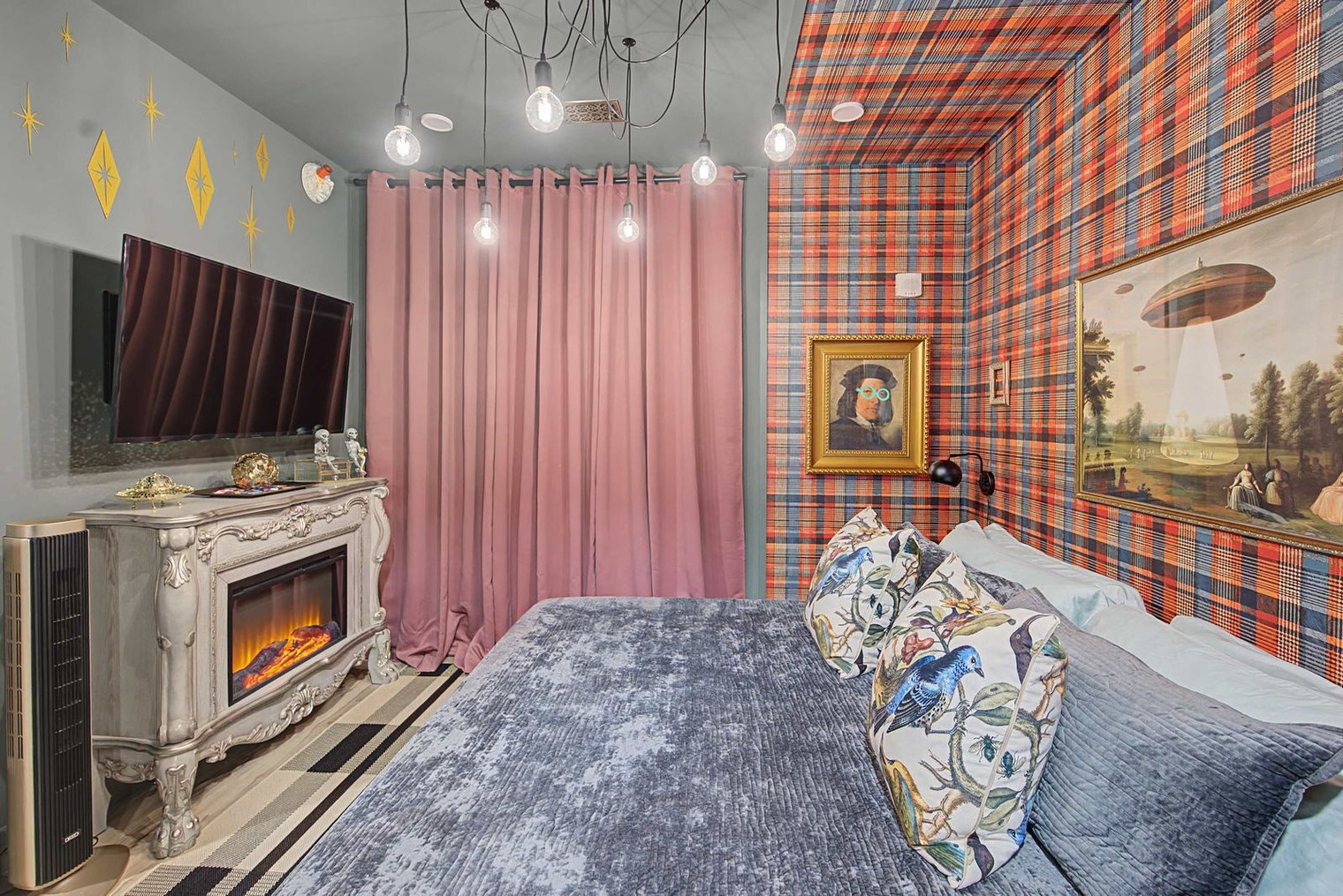 Building Photo - 245 Hermitage Ave