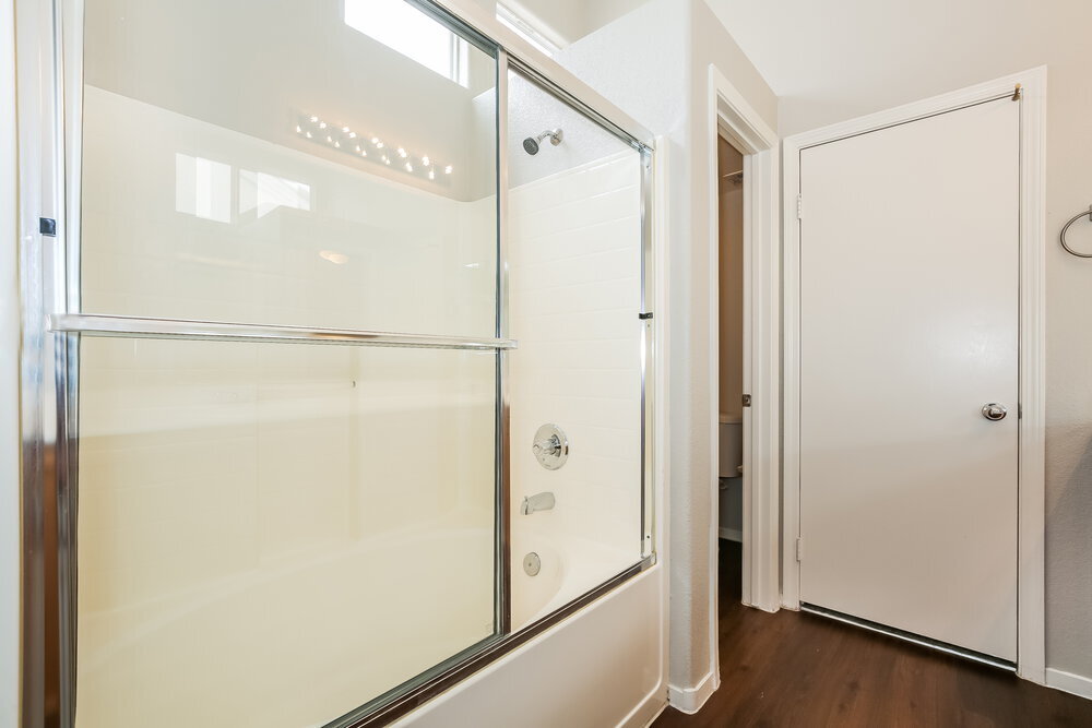 Building Photo - 438 River Glider Ave