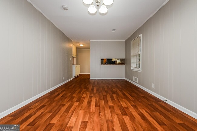 Building Photo - 4492 Raleigh Dr