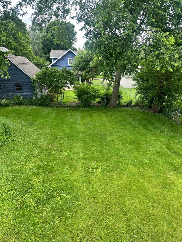 Building Photo - 218 N Main St