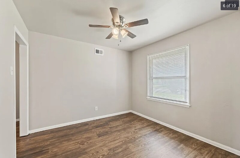 Building Photo - 2539 Hillsboro Ave