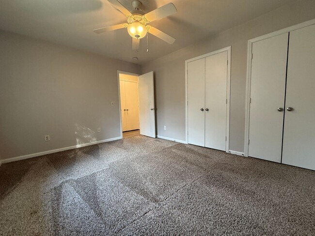 Building Photo - 8317 Summerglen Cir