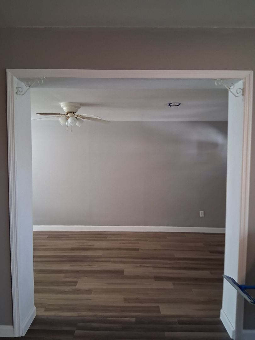 Building Photo - 5264 Whaley Dr