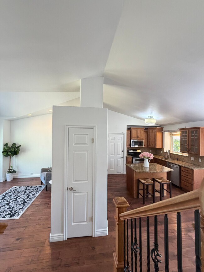 Building Photo - 4624 Quiet Cir