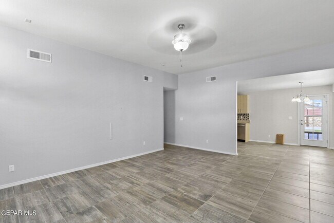 Building Photo - 947 Follifoot Pl