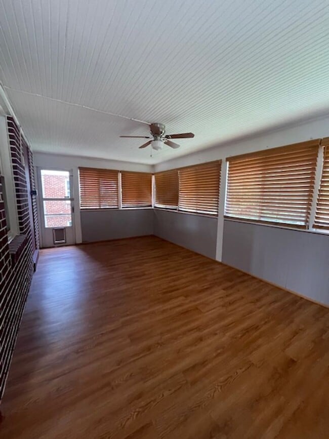 Building Photo - CHARMING BRICK COLONIAL HOME IN ROCKVILLE,...