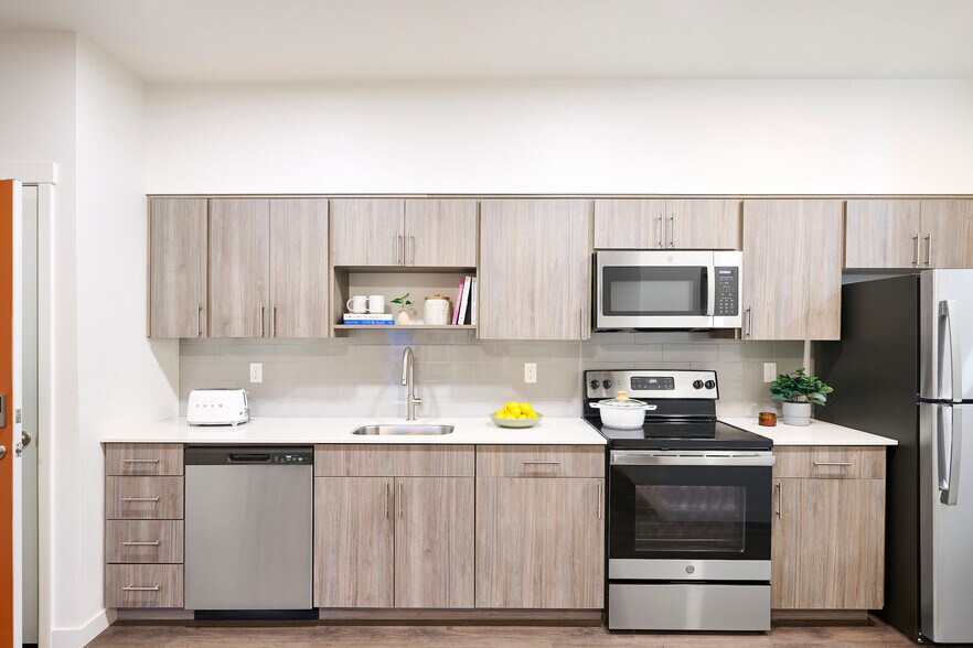 Bear Creek Apartments 1000 W Main St Molalla OR 97038 Apartment Finder