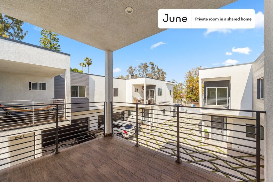 Building Photo - Private bedroom in 4 bed/4 bath Home