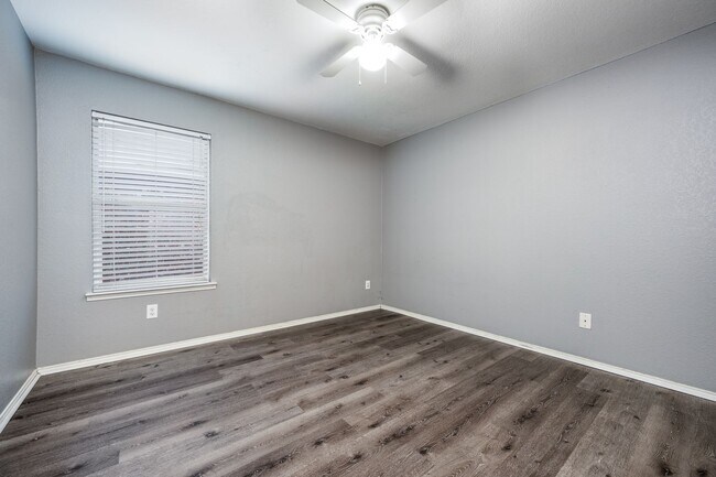 Building Photo - 209 Tripp Trail