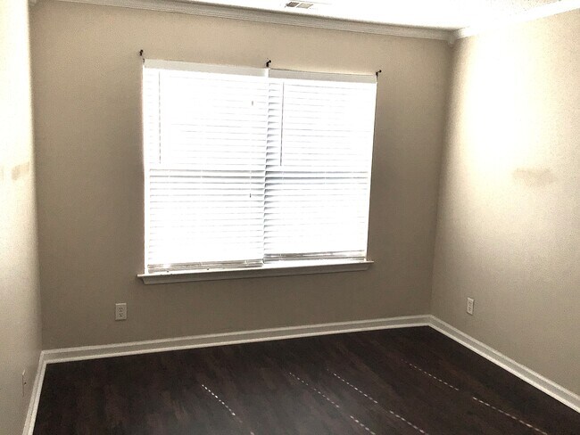 Building Photo - 118 Blue Gill Ln