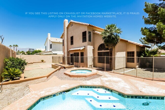 Building Photo - 5729 N Walkingstick Ln