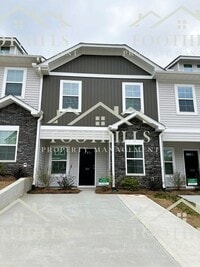 Building Photo - 104 Lowland Dr