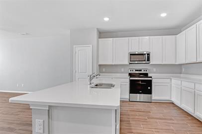 Building Photo - 1217 Benwick Dr