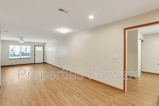 Building Photo - 4303 Dudley Ave