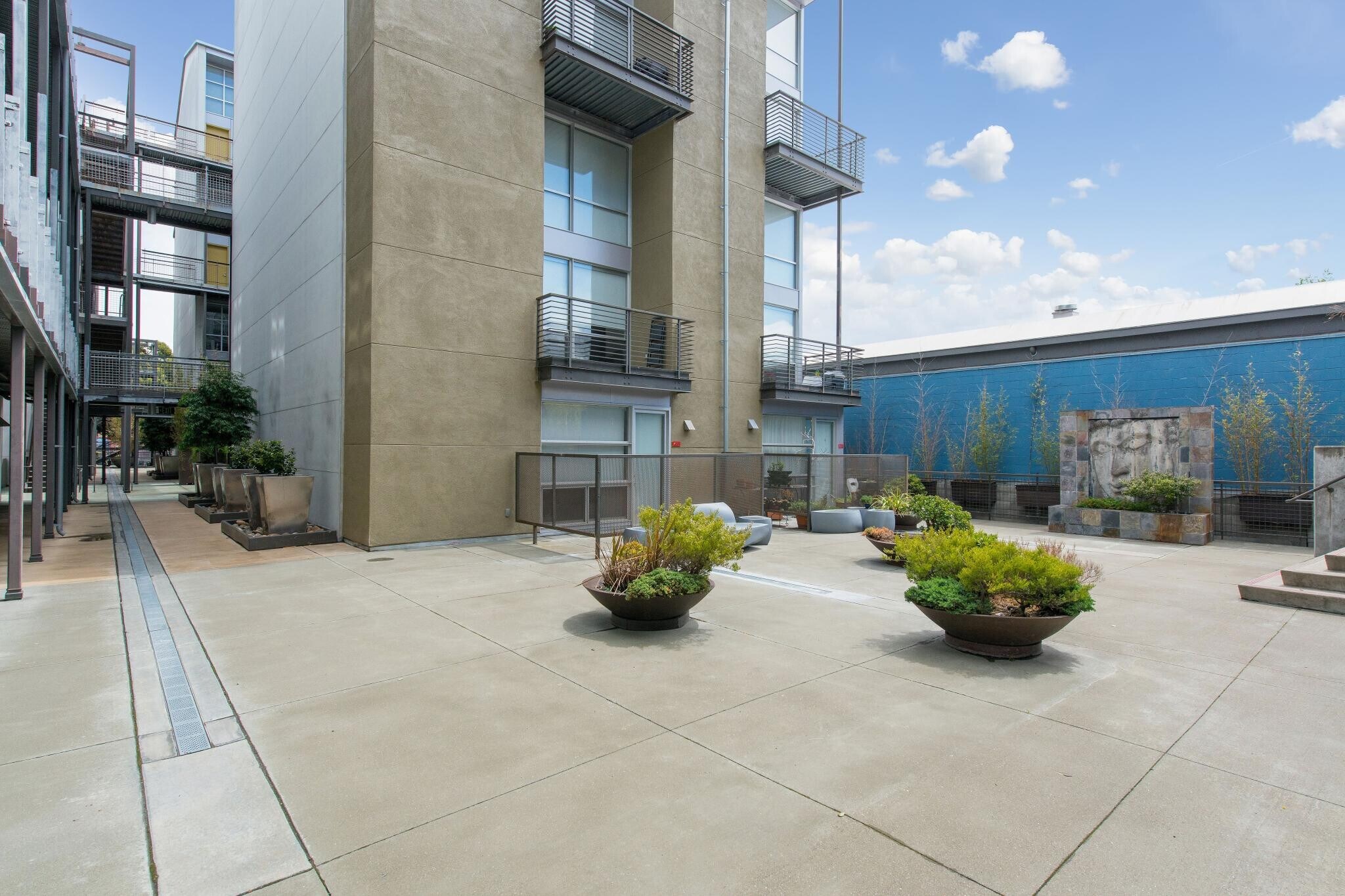 Building Photo - 1007 41st St
