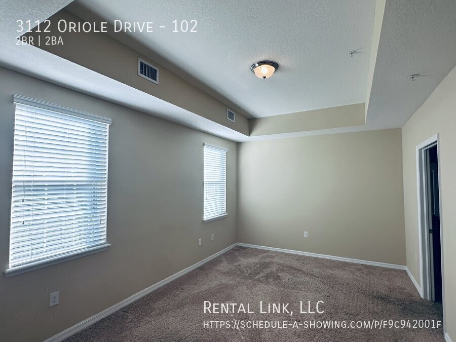 Building Photo - 3112 Oriole Dr