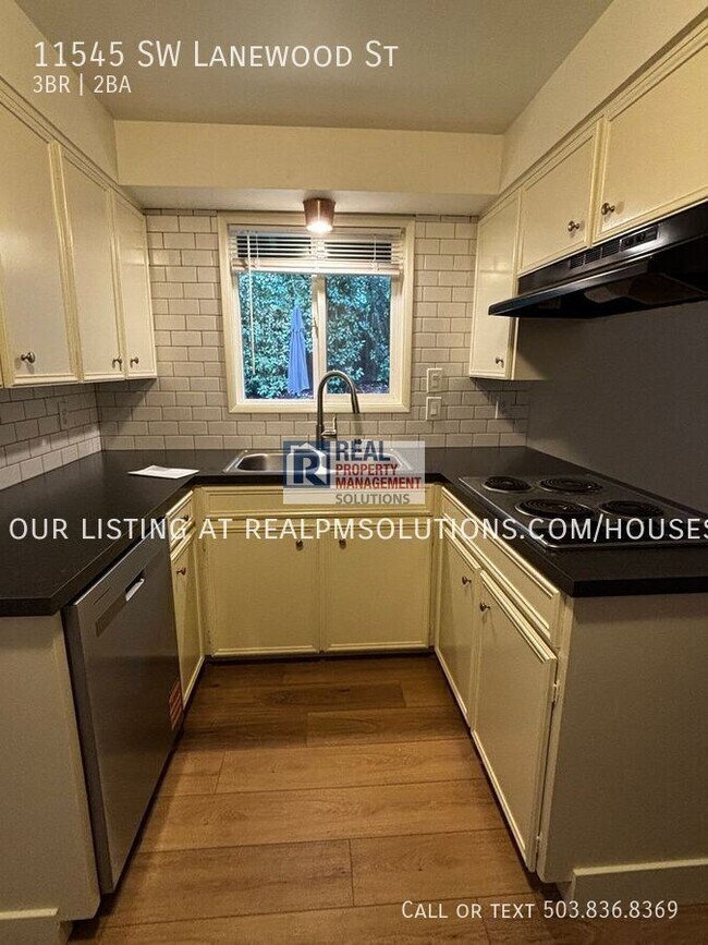 Building Photo - 11545 SW Lanewood St