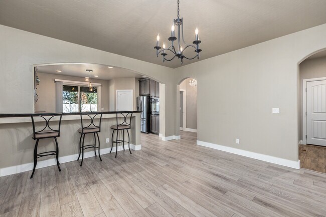 Building Photo - 5344 W Los Flores St