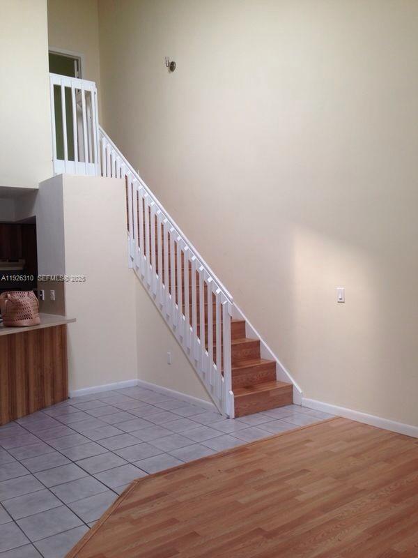 Building Photo - 405 SE 14th St