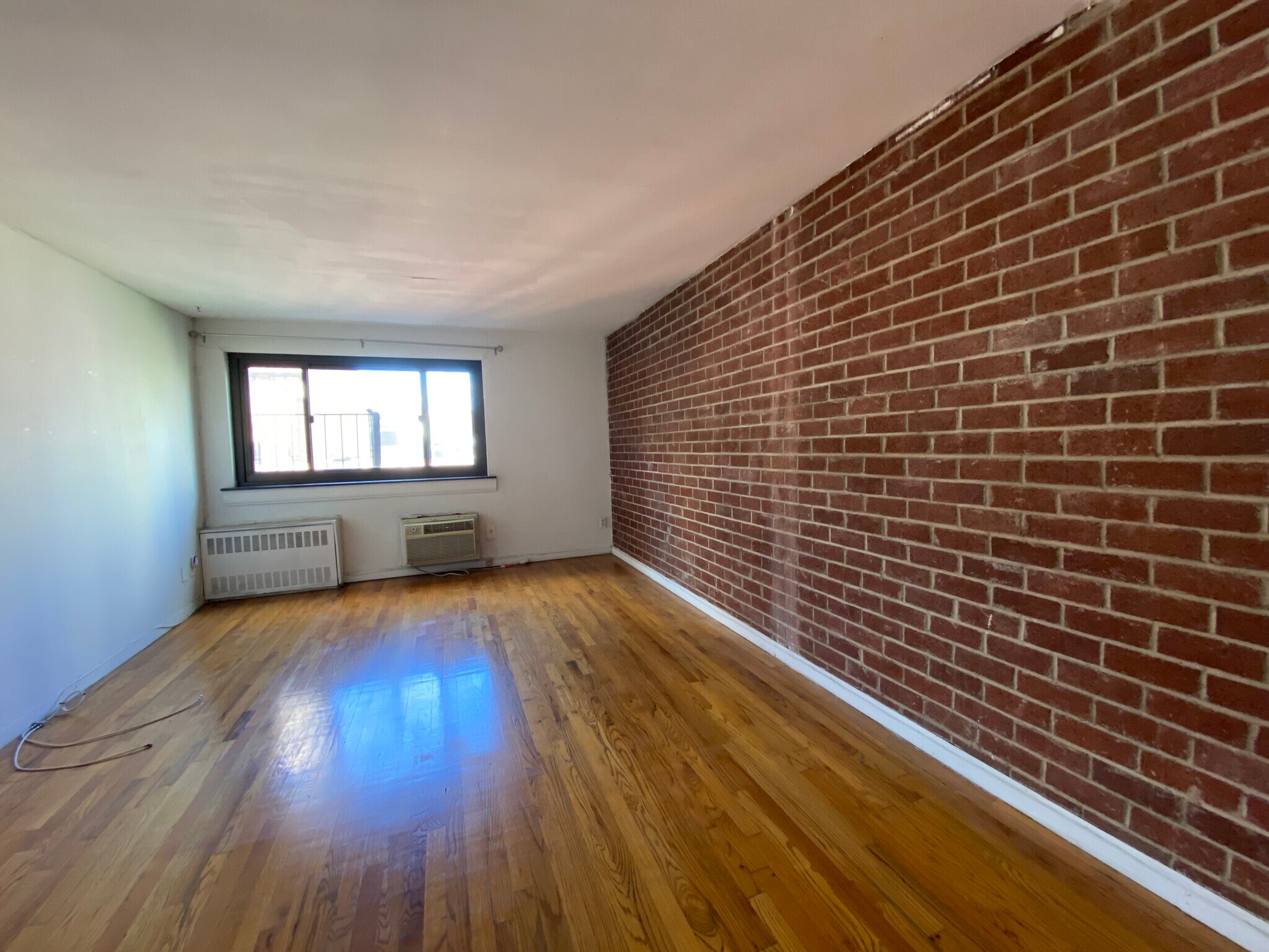 BEDROOM - 429 E 80th St