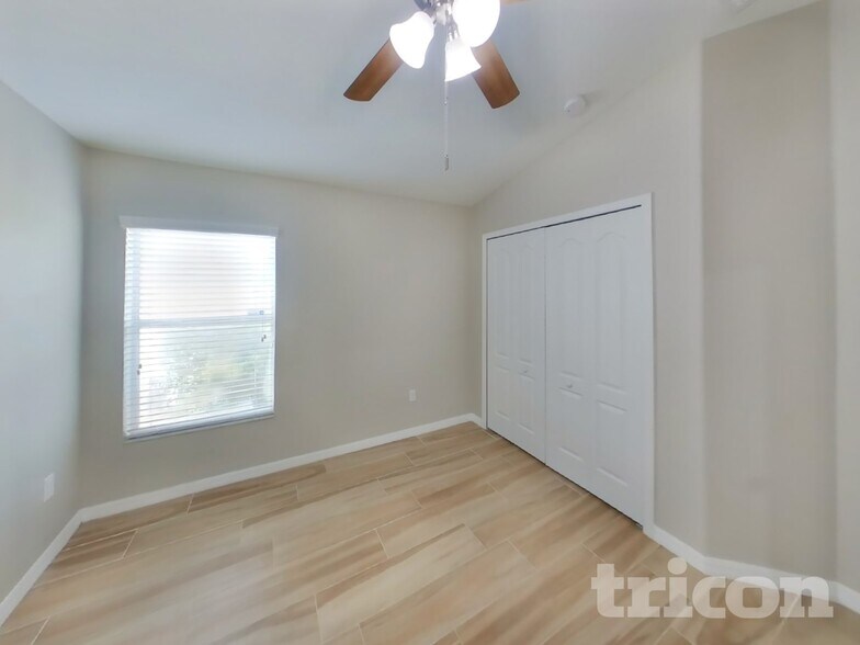 Building Photo - 12522 Cricklewood Dr