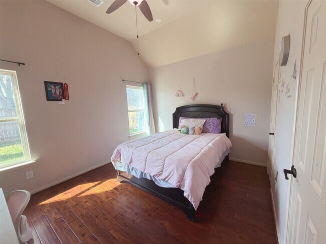 Building Photo - 29011 Powder Ridge Dr