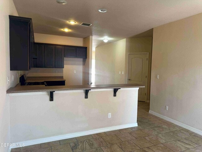 Building Photo - 14712 Far View Ct