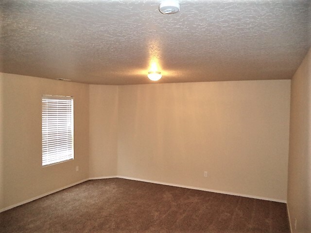 Building Photo - 9162 W Alderberry Dr